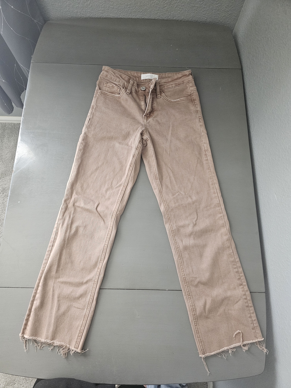 VERVET BY FLYING MONKEY Straight-Leg Jeans in Taupe